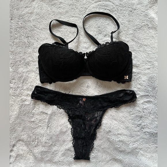 Savage X Fenty 34D Bra Black Lace Underwire Set With Matching Thong Small - Picture 1 of 5